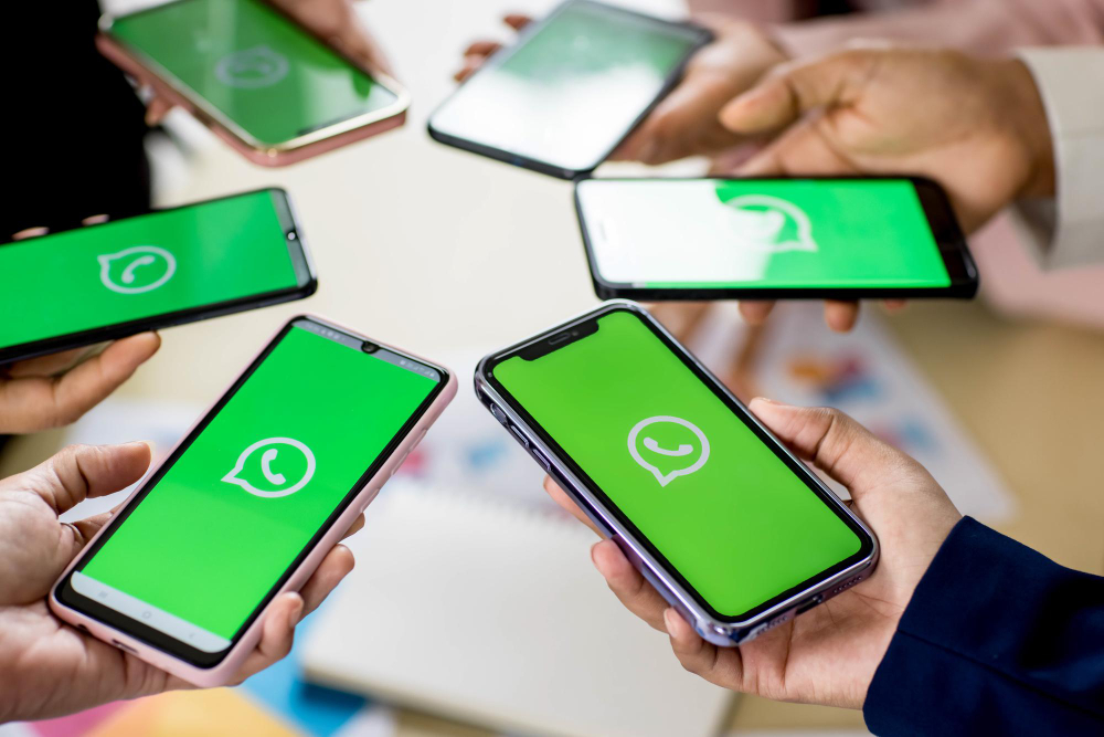 Grupo, lista de transmissão ou comunidade: qual usar no WhatsApp?
